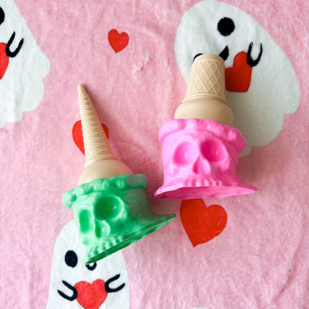 Target Pink and Green Skull Ice Cream Decor